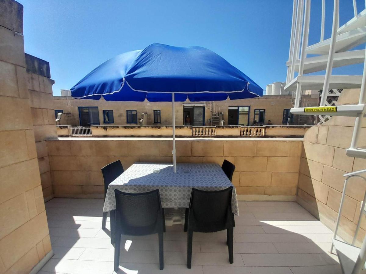East Breeze Penthouse Apartment Mgarr Exterior photo